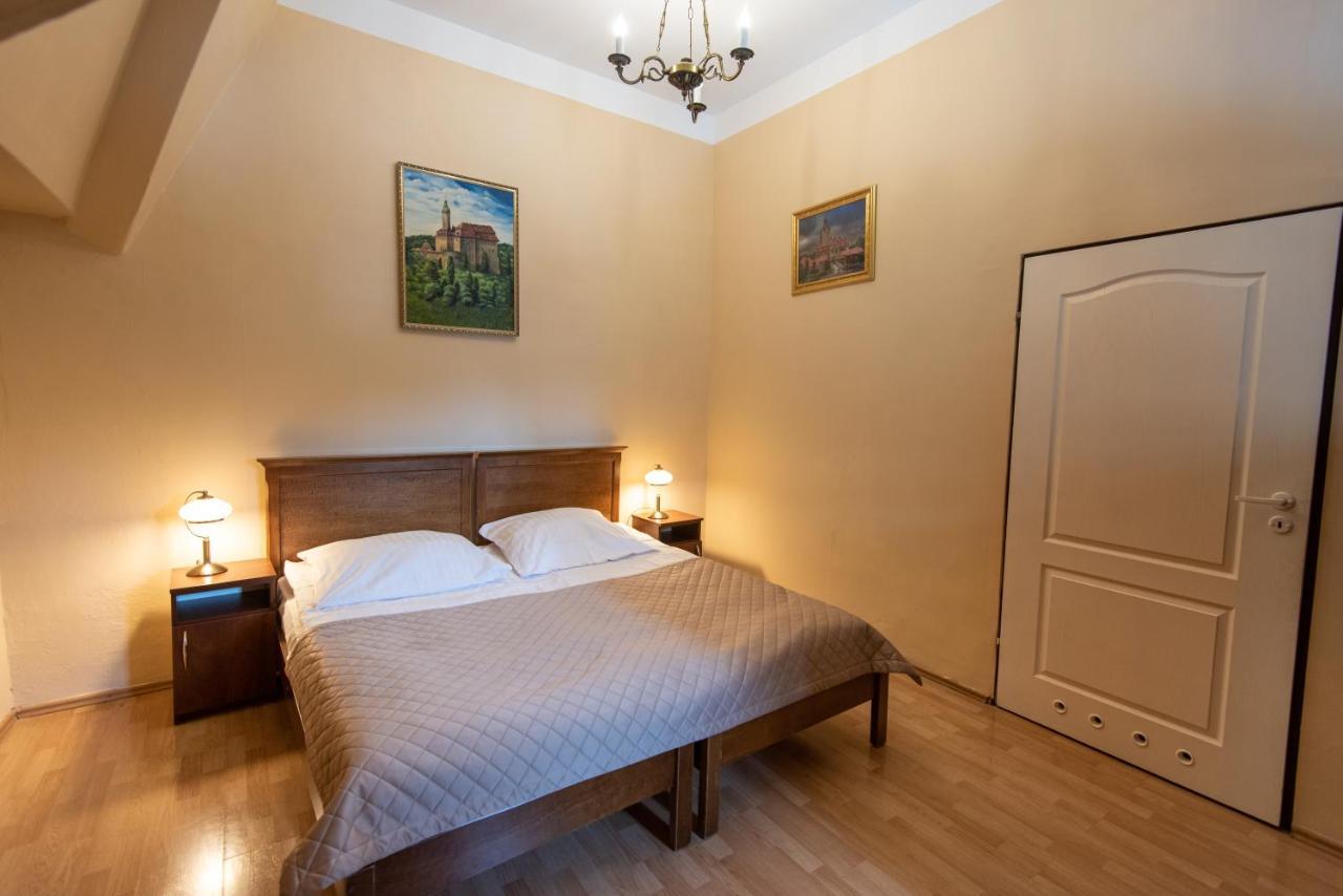 Aparthotel Zamek Czocha Leśna Esterno foto