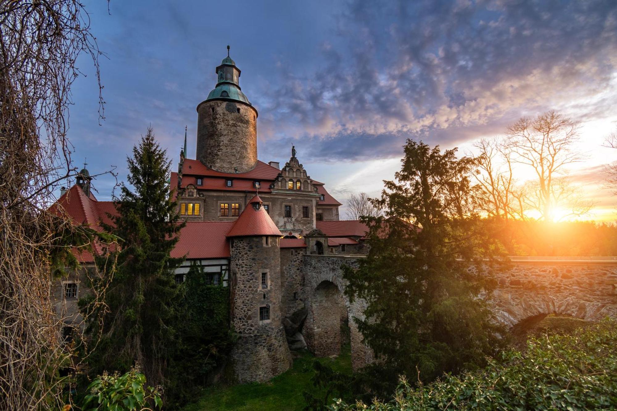 Aparthotel Zamek Czocha Leśna Esterno foto