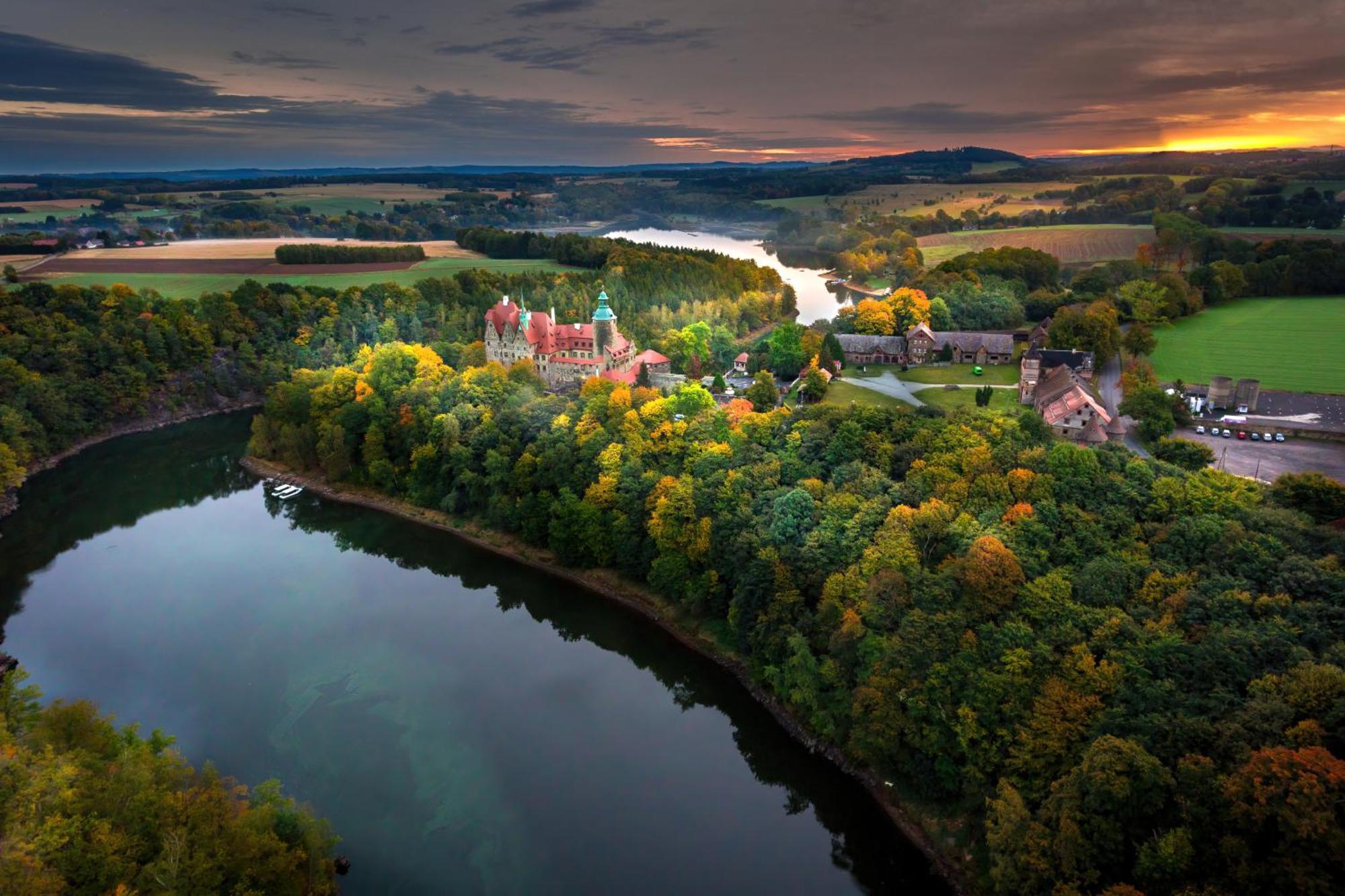 Aparthotel Zamek Czocha Leśna Esterno foto
