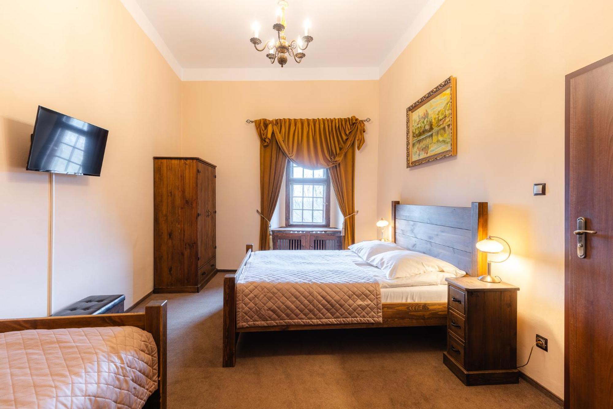 Aparthotel Zamek Czocha Leśna Esterno foto