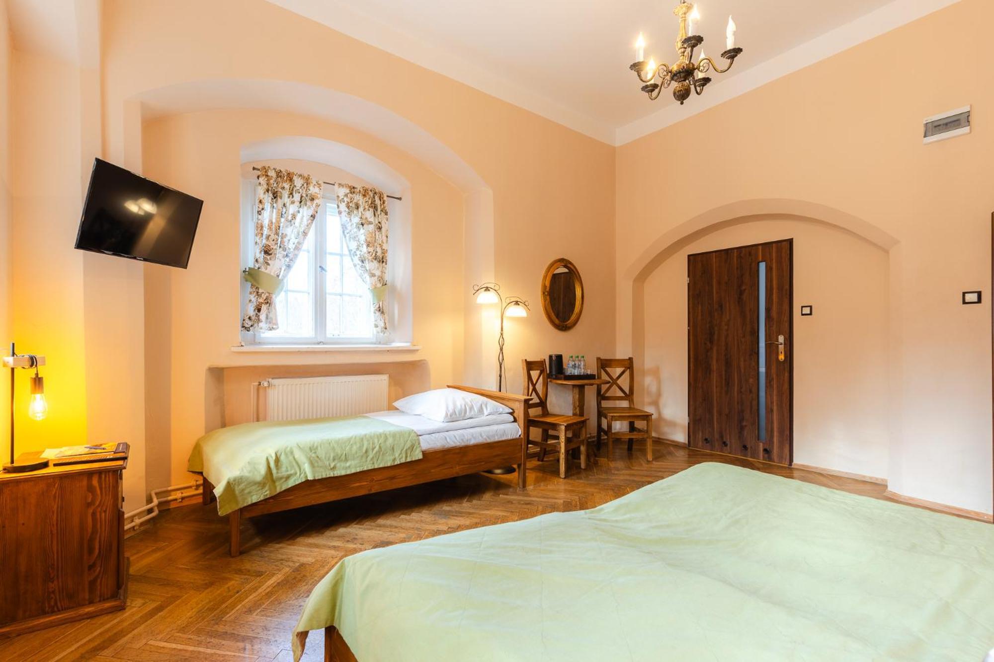 Aparthotel Zamek Czocha Leśna Esterno foto
