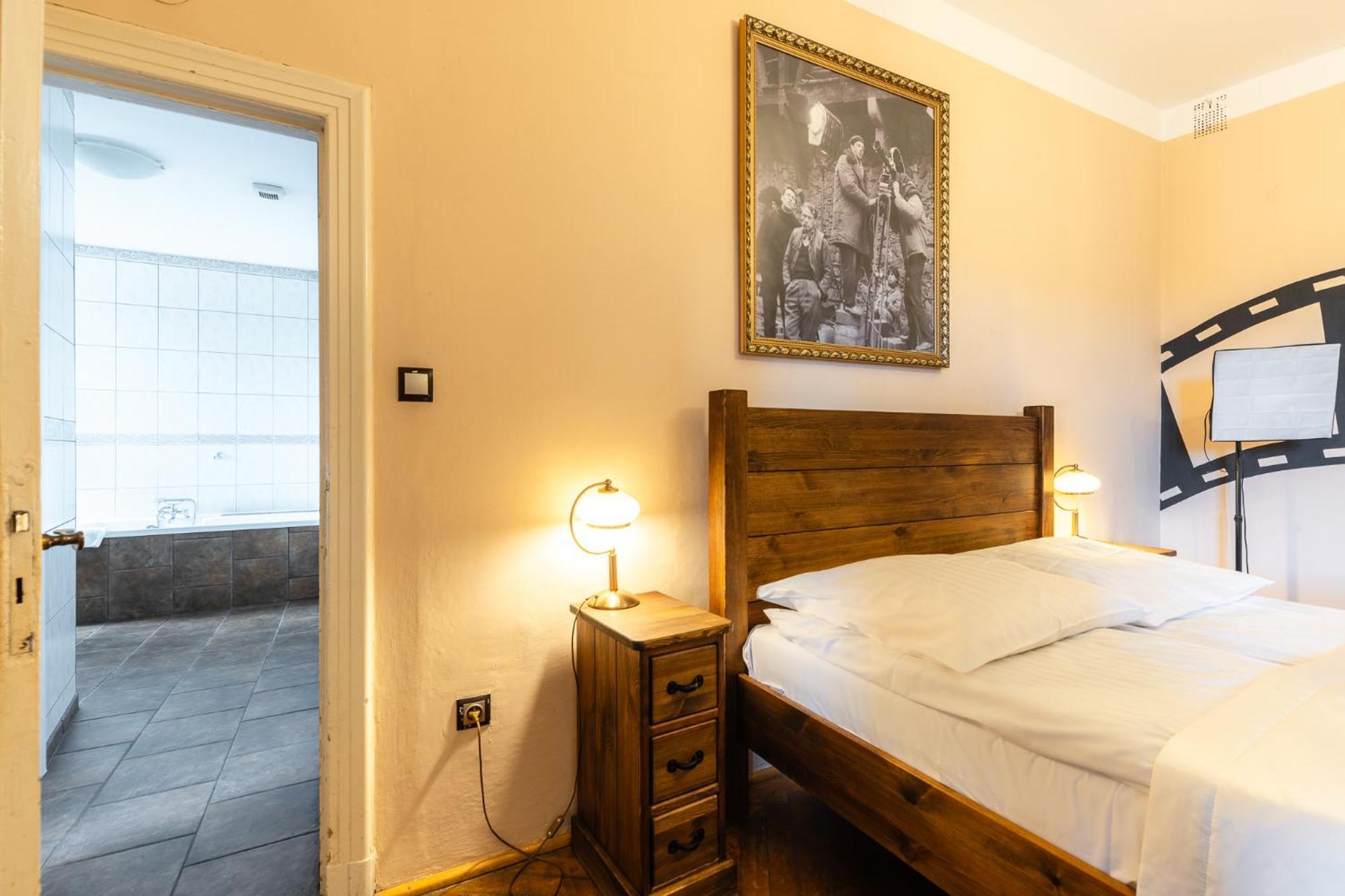 Aparthotel Zamek Czocha Leśna Esterno foto