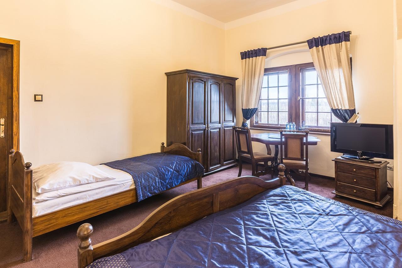 Aparthotel Zamek Czocha Leśna Esterno foto
