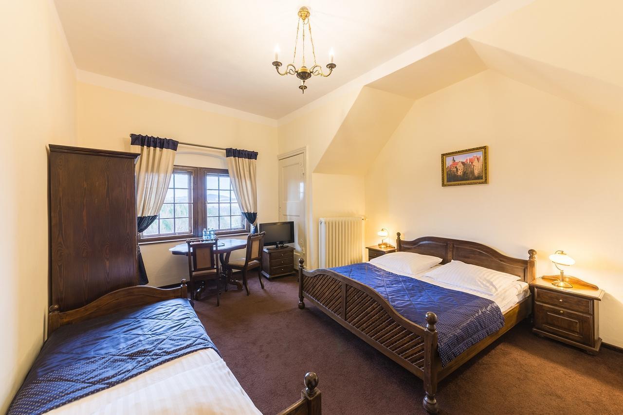 Aparthotel Zamek Czocha Leśna Esterno foto