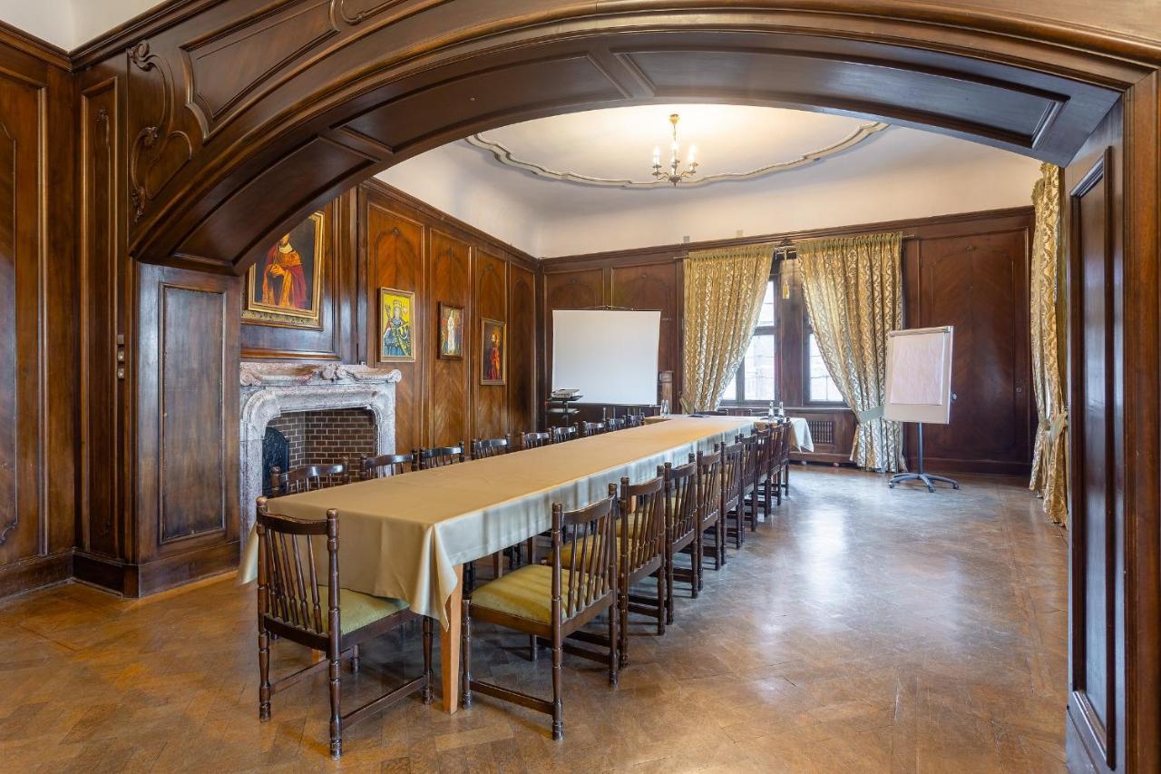 Aparthotel Zamek Czocha Leśna Esterno foto